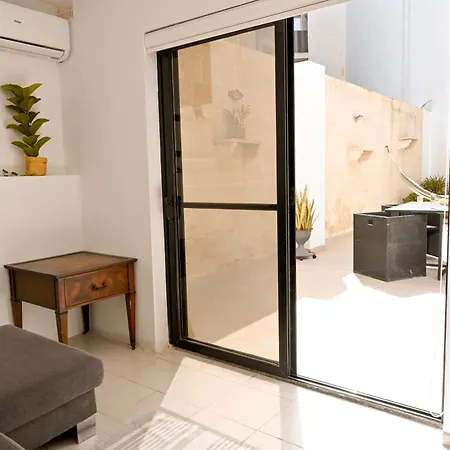 Casa Savannah From The - Happy * Bahar ic-Caghaq